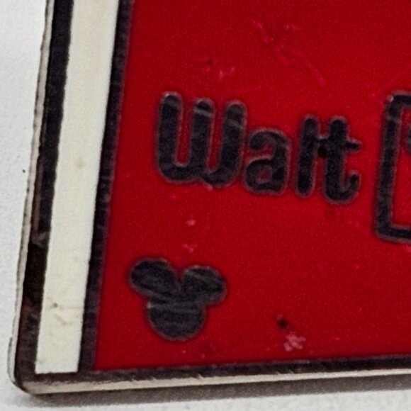 DISNEY Pin Trading ~ WDW Red Pendant 1/5 ~ 2012 ~ Hidden Mickey ~ P23 - Picture 4 of 11